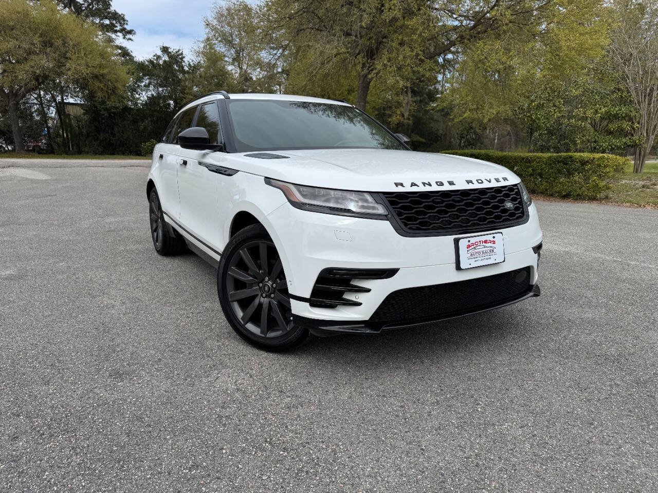 Used 2018 Land Rover Range Rover Velar R-Dynamic HSE AWD/4WD image 39