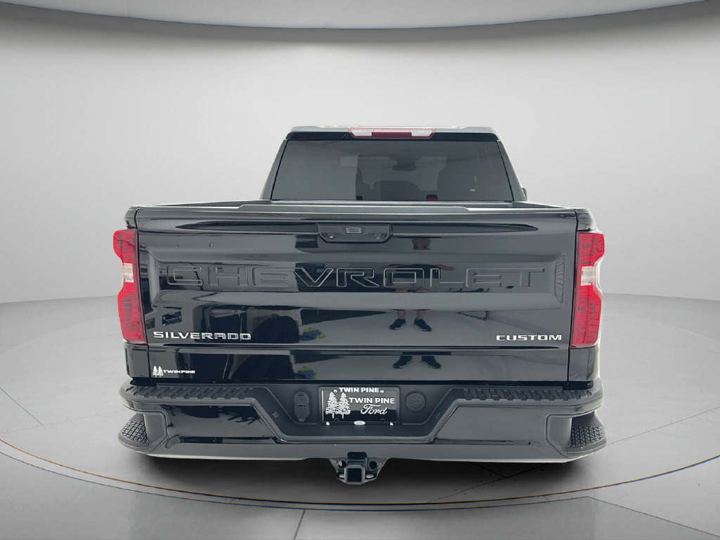 Used 2023 Chevrolet Silverado 1500 Custom AWD/4WD image 6