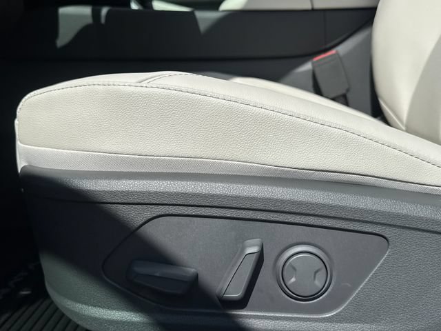 New 2026 Hyundai Sonata Limited FWD image 12