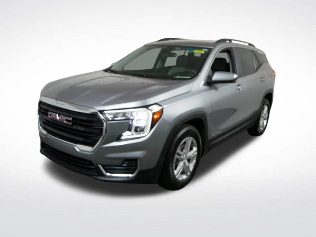 Used 2023 GMC Terrain SLE w/ Driver Convenience Package FWD image 9