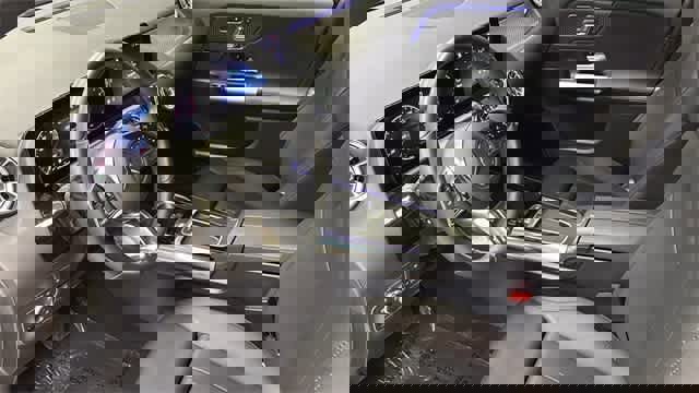 Certified 2025 Mercedes-Benz GLA 250 4MATIC image 3