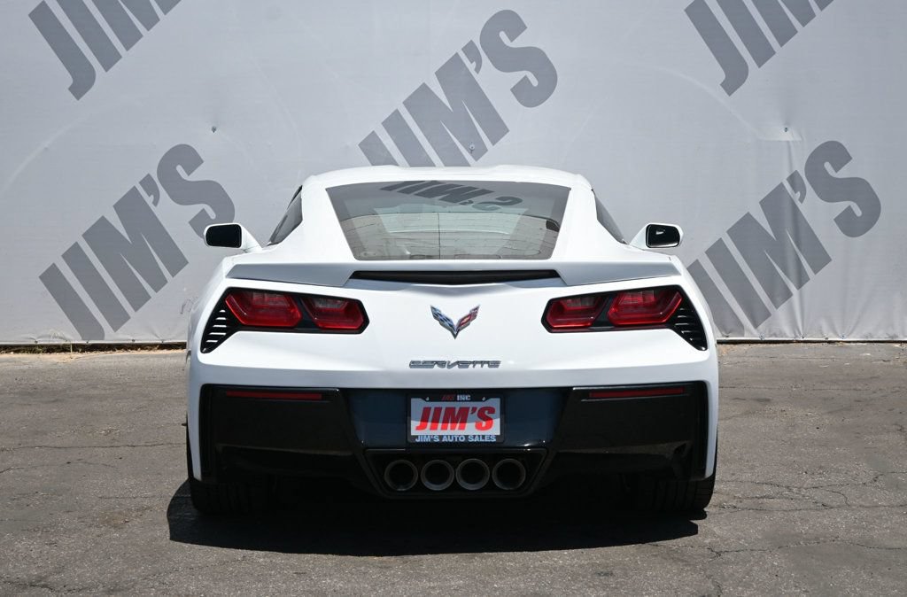 Used 2016 Chevrolet Corvette Stingray Coupe RWD image 6