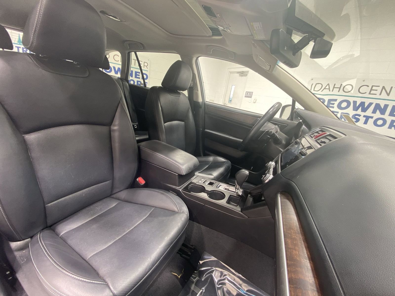 Used 2017 Subaru Outback 2.5i Limited AWD/4WD image 25