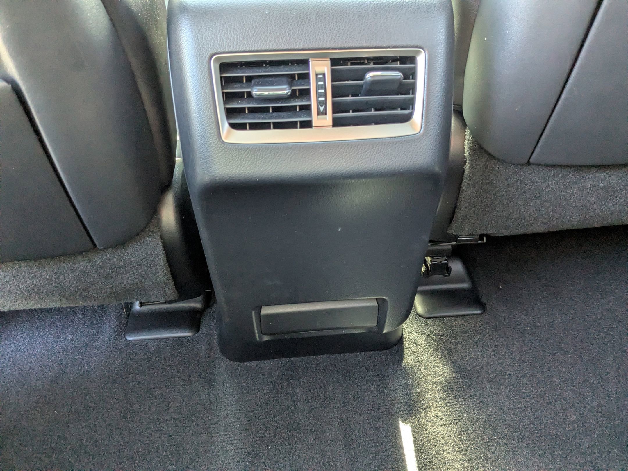 Used 2018 Lexus RX 350L FWD w/ Premium Package image 24