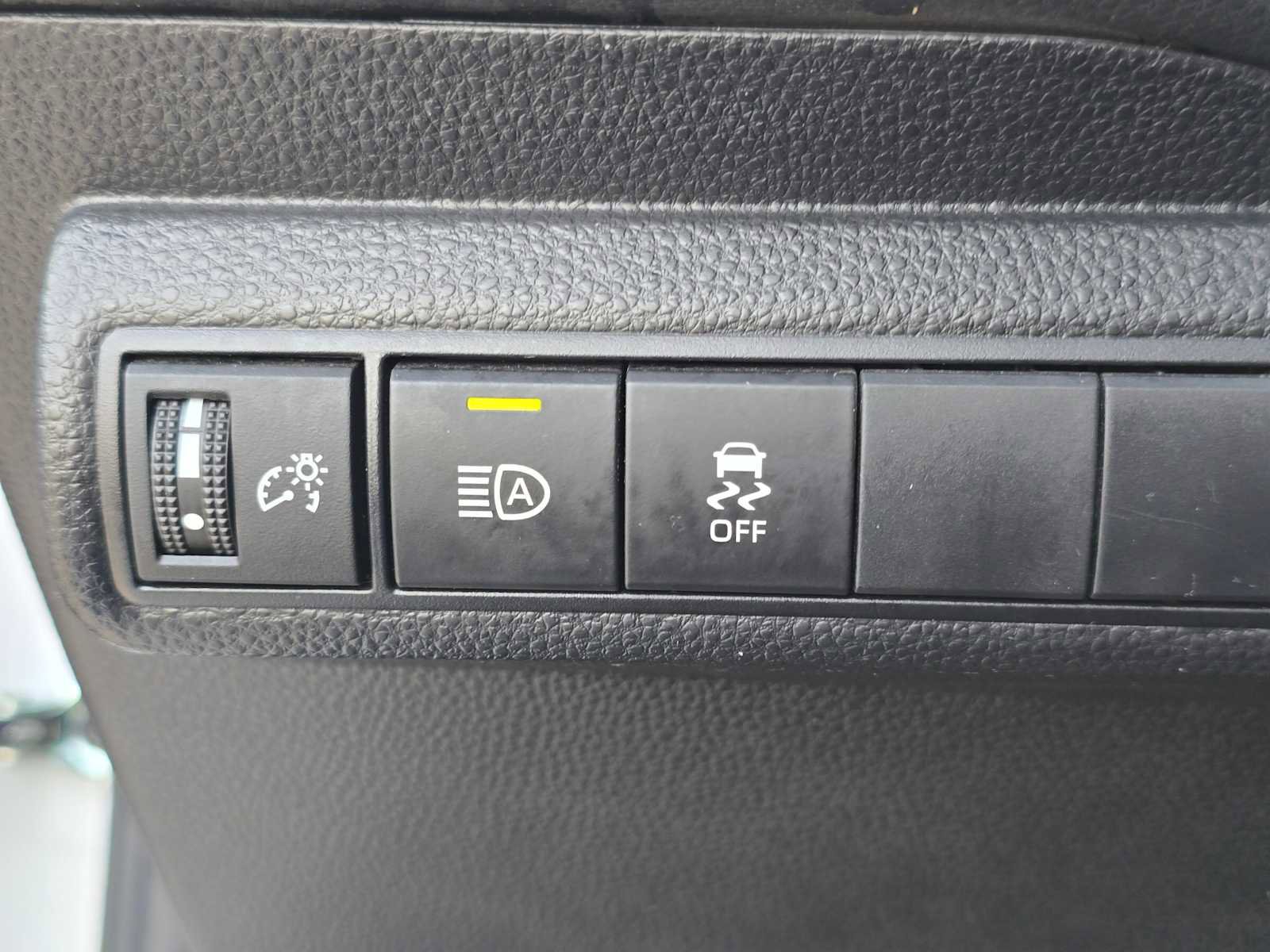 Certified 2024 Toyota Corolla SE image 25