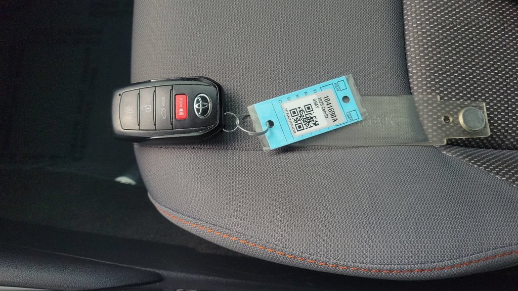 Used 2025 Toyota Corolla FX w/ Convenience Package FWD image 28
