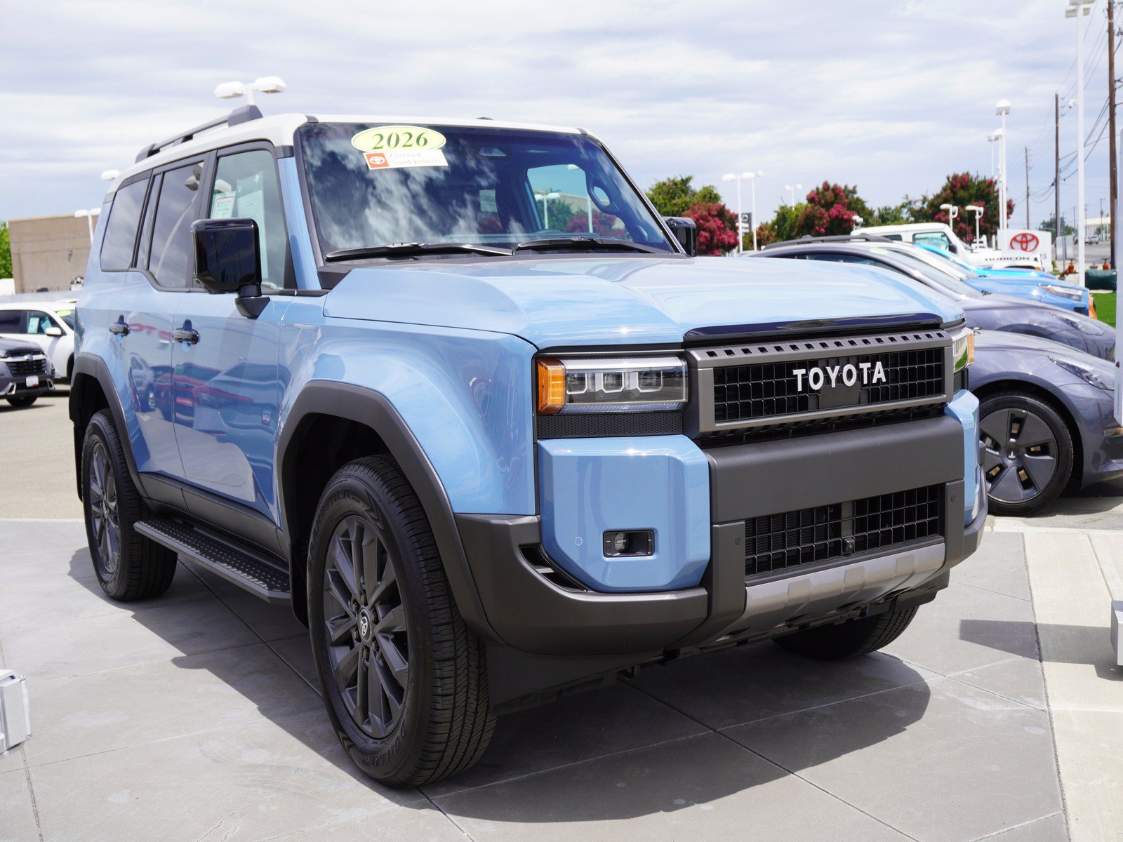 Used 2026 Toyota Land Cruiser w/ Premium Package AWD/4WD video 1