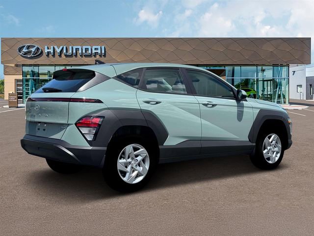 New 2026 Hyundai Kona SE image 8