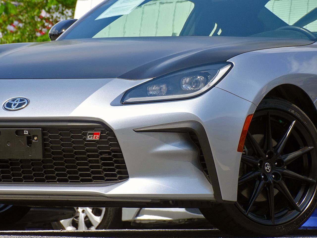 Used 2024 Toyota GR86 Premium RWD image 2