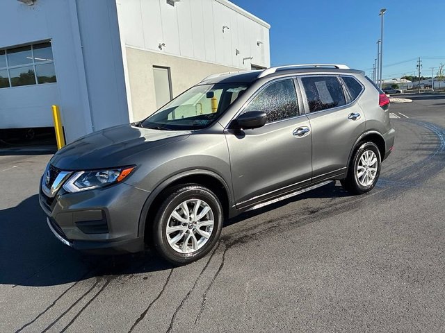 Used 2017 Nissan Rogue SV AWD/4WD image 17