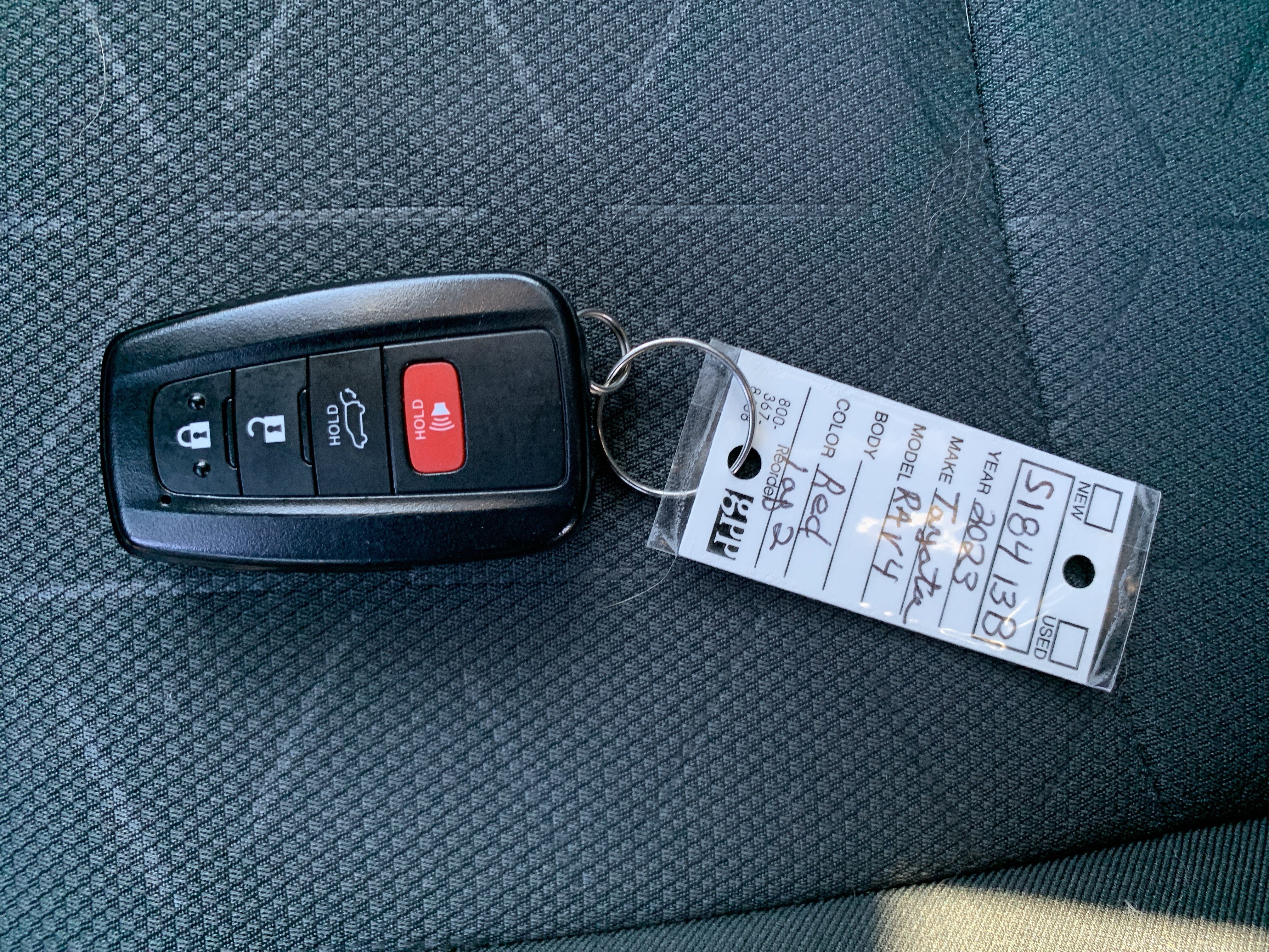 Used 2023 Toyota RAV4 XLE image 37