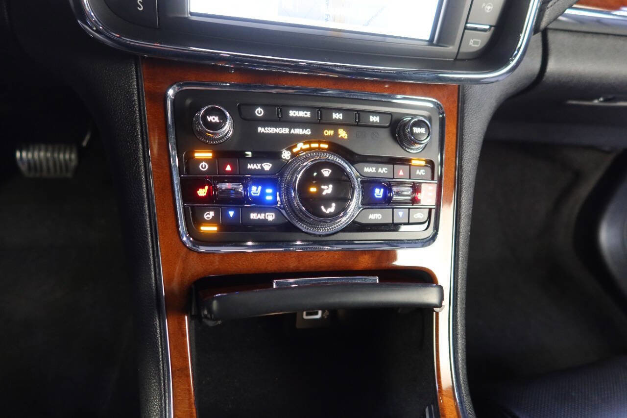 Used 2020 Lincoln Continental Reserve image 26