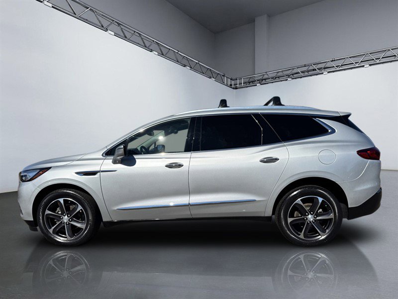 Used 2021 Buick Enclave Essence w/ Sport Touring Edition image 2