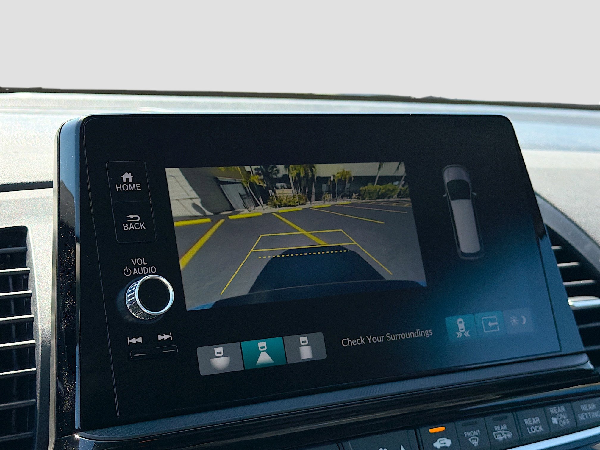 New 2026 Honda Odyssey Touring image 38