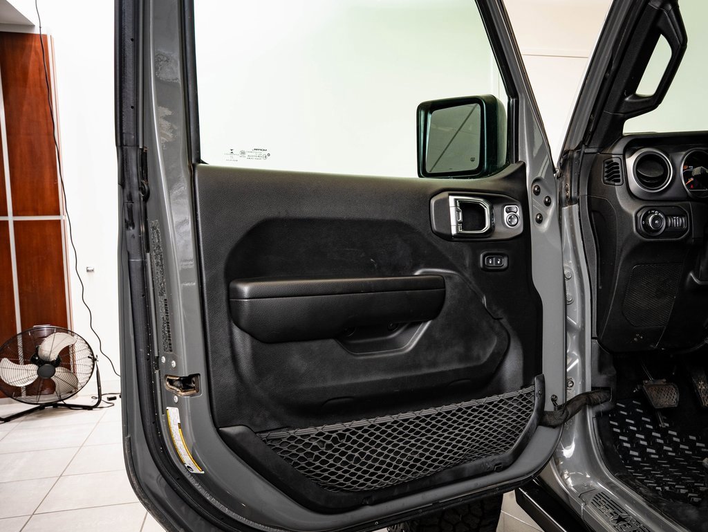 Used 2021 Jeep Wrangler Sport S image 25