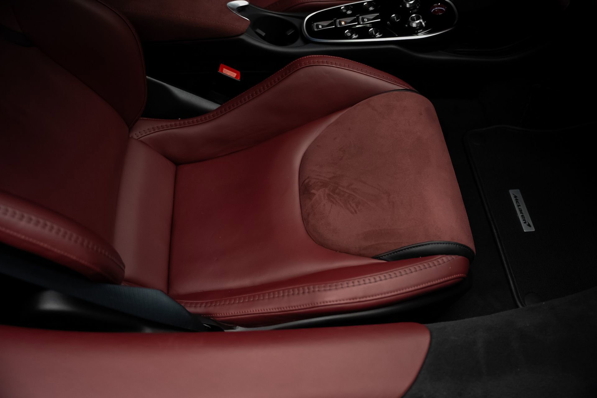 Used 2023 McLaren GT RWD image 57