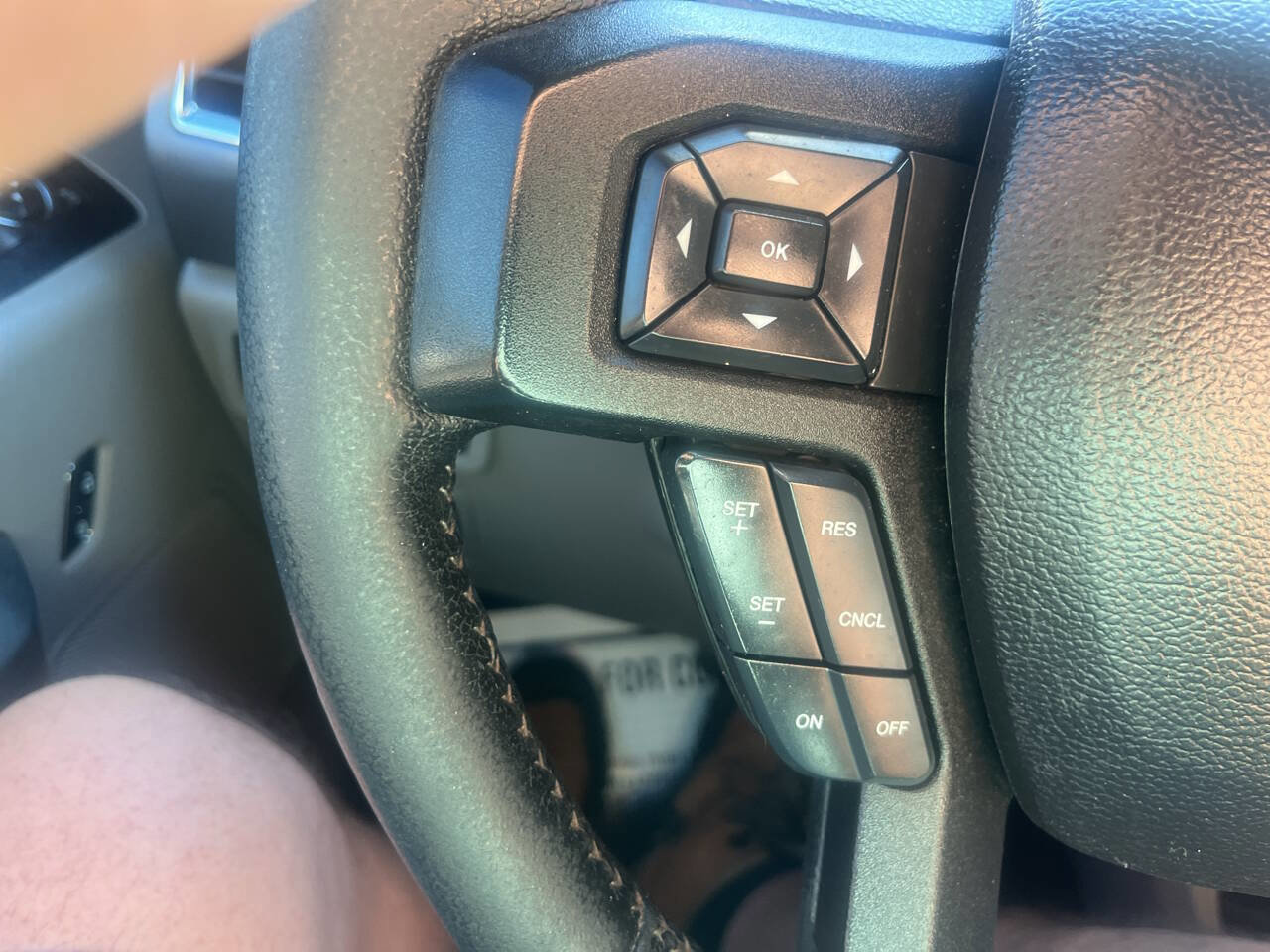 Used 2016 Ford F150 XLT w/ Equipment Group 301A Mid image 32