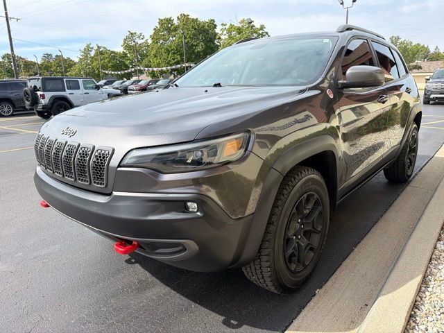 Used 2019 Jeep Cherokee Trailhawk w/ Cold Weather Group AWD/4WD image 12