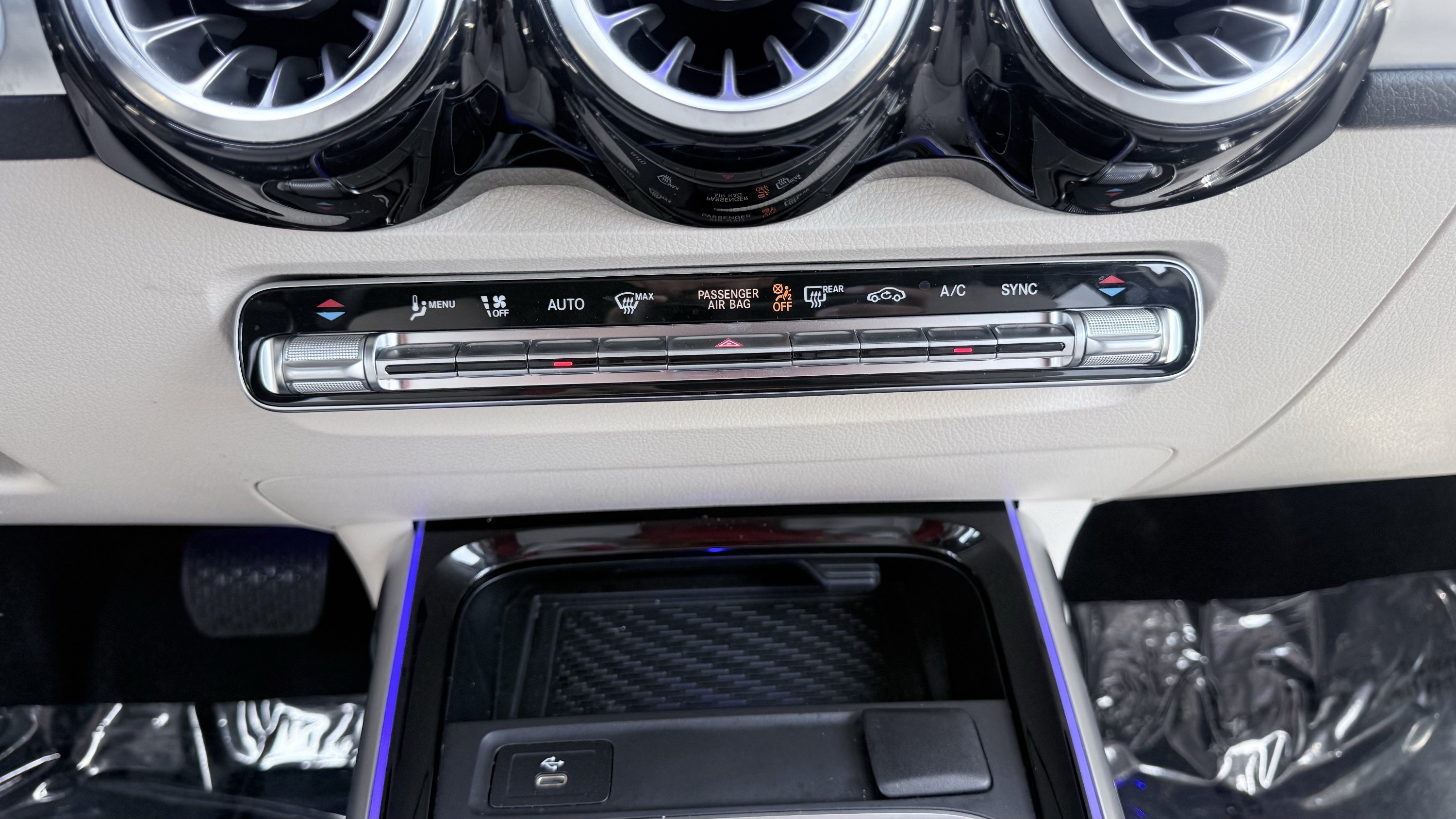 Used 2025 Mercedes-Benz GLB 250 image 58
