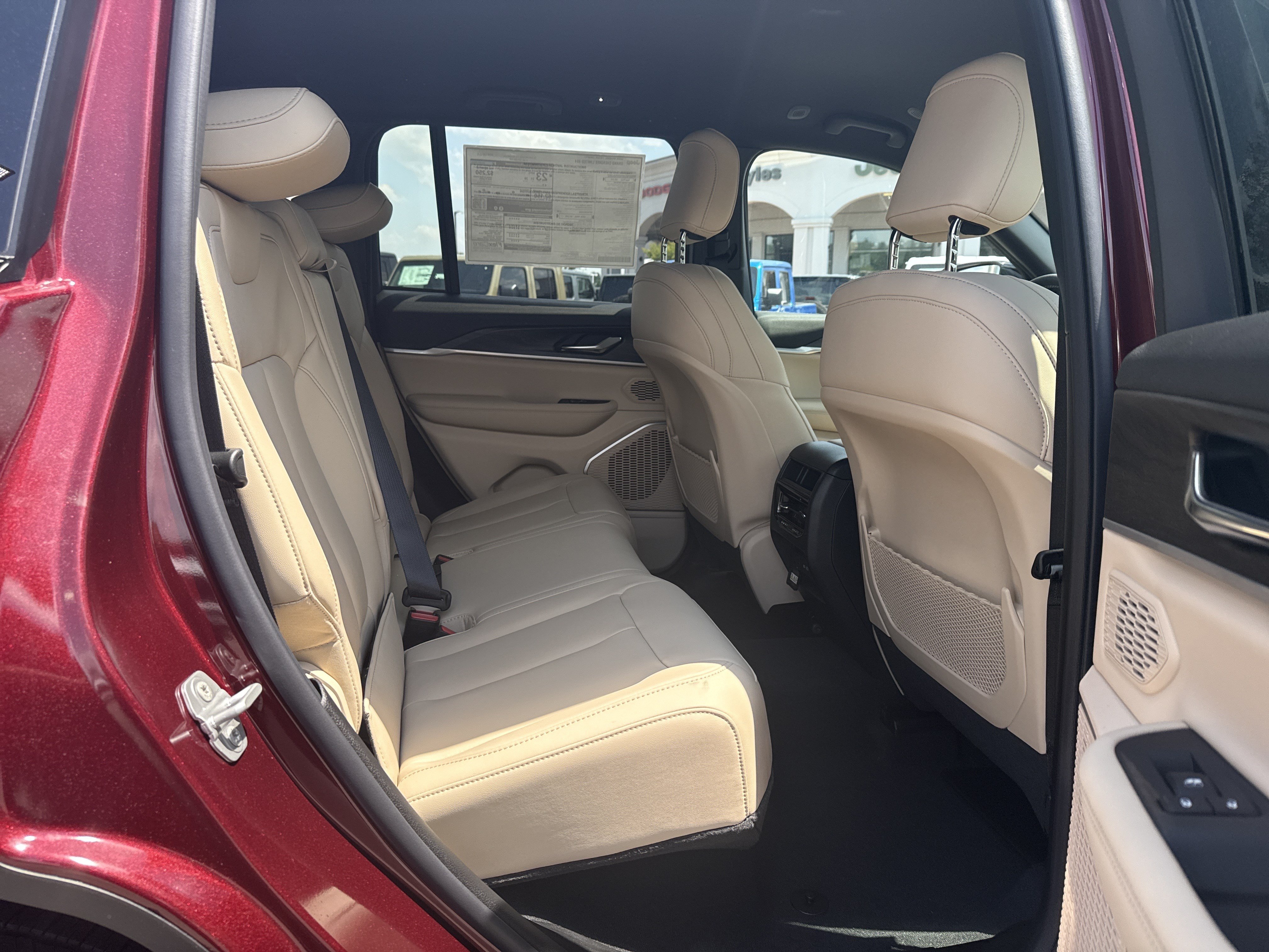 New 2026 Jeep Grand Cherokee Limited AWD/4WD image 16