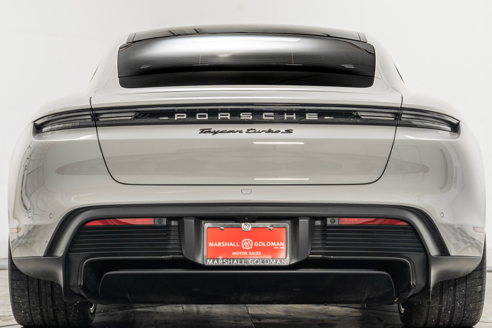 Used 2021 Porsche Taycan Turbo S image 8