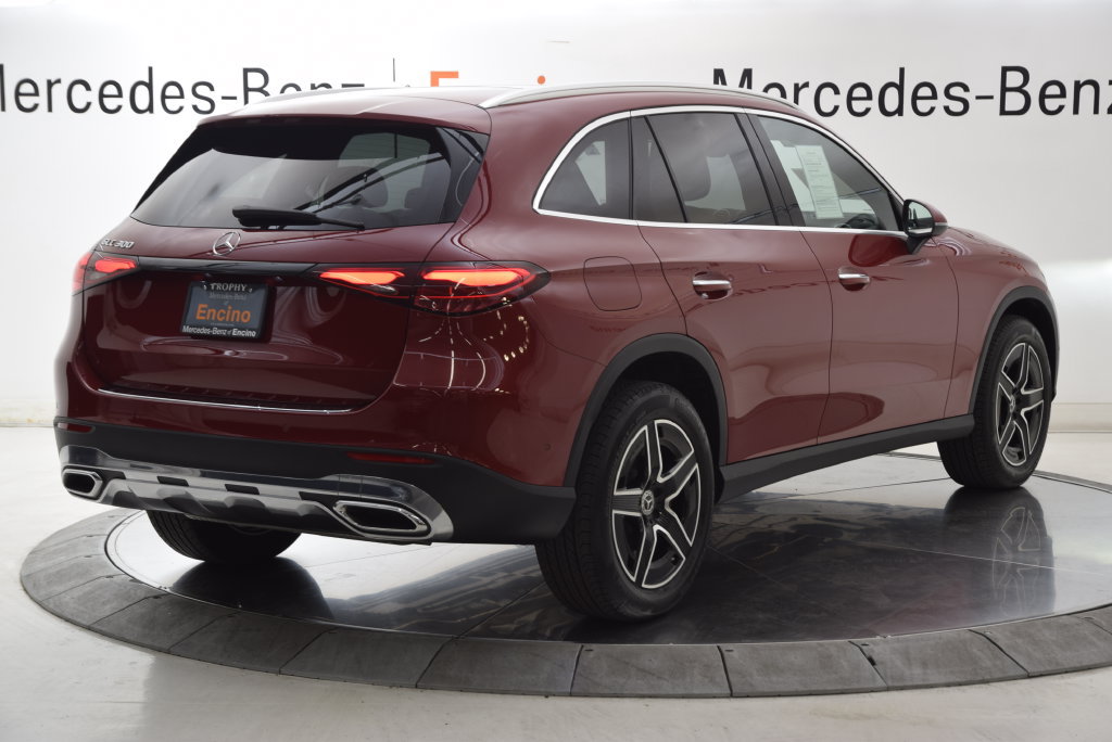 Certified 2026 Mercedes-Benz GLC 300 image 6