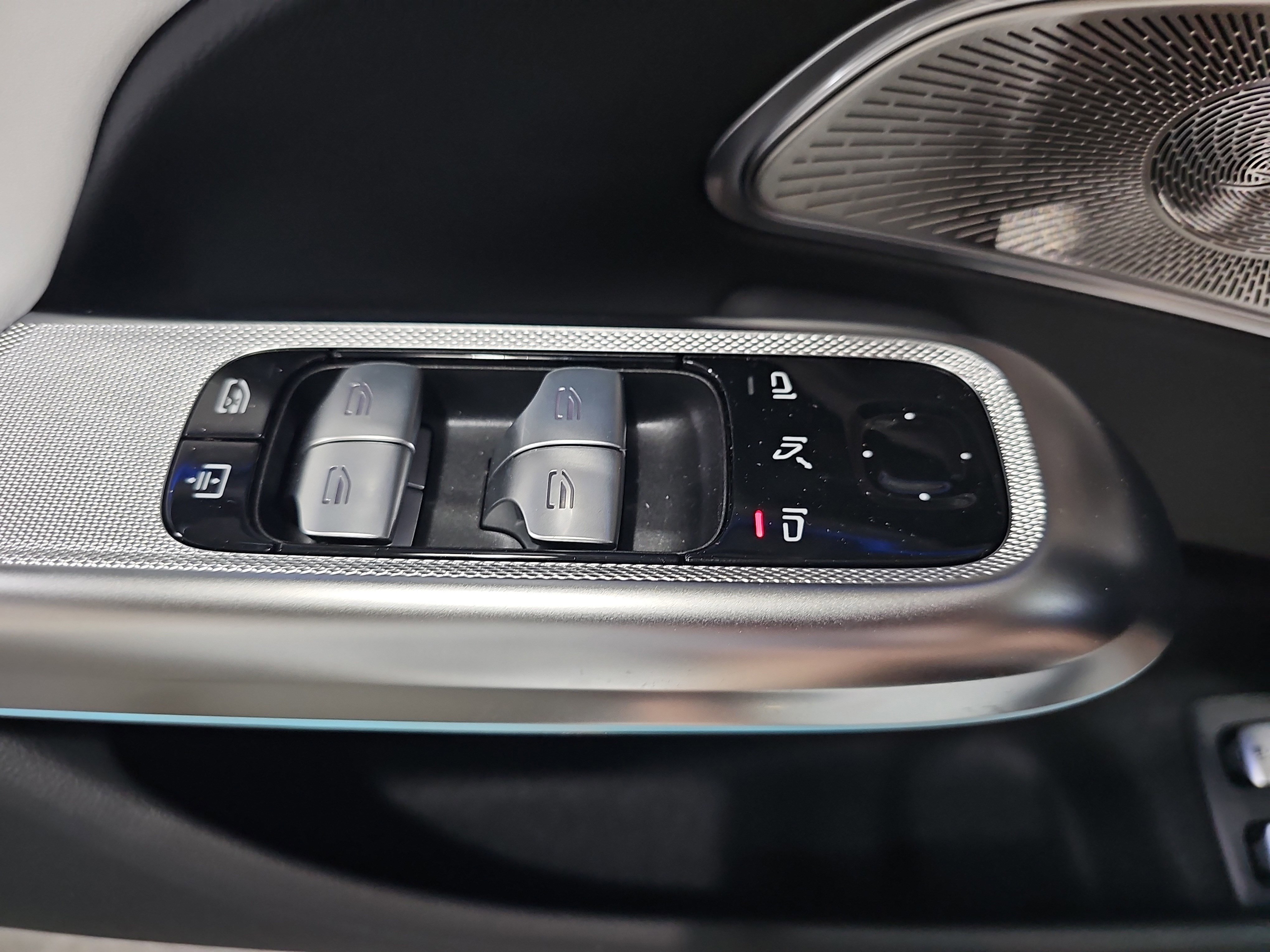 New 2026 Mercedes-Benz E 53 AMG e 4MATIC Sedan image 29