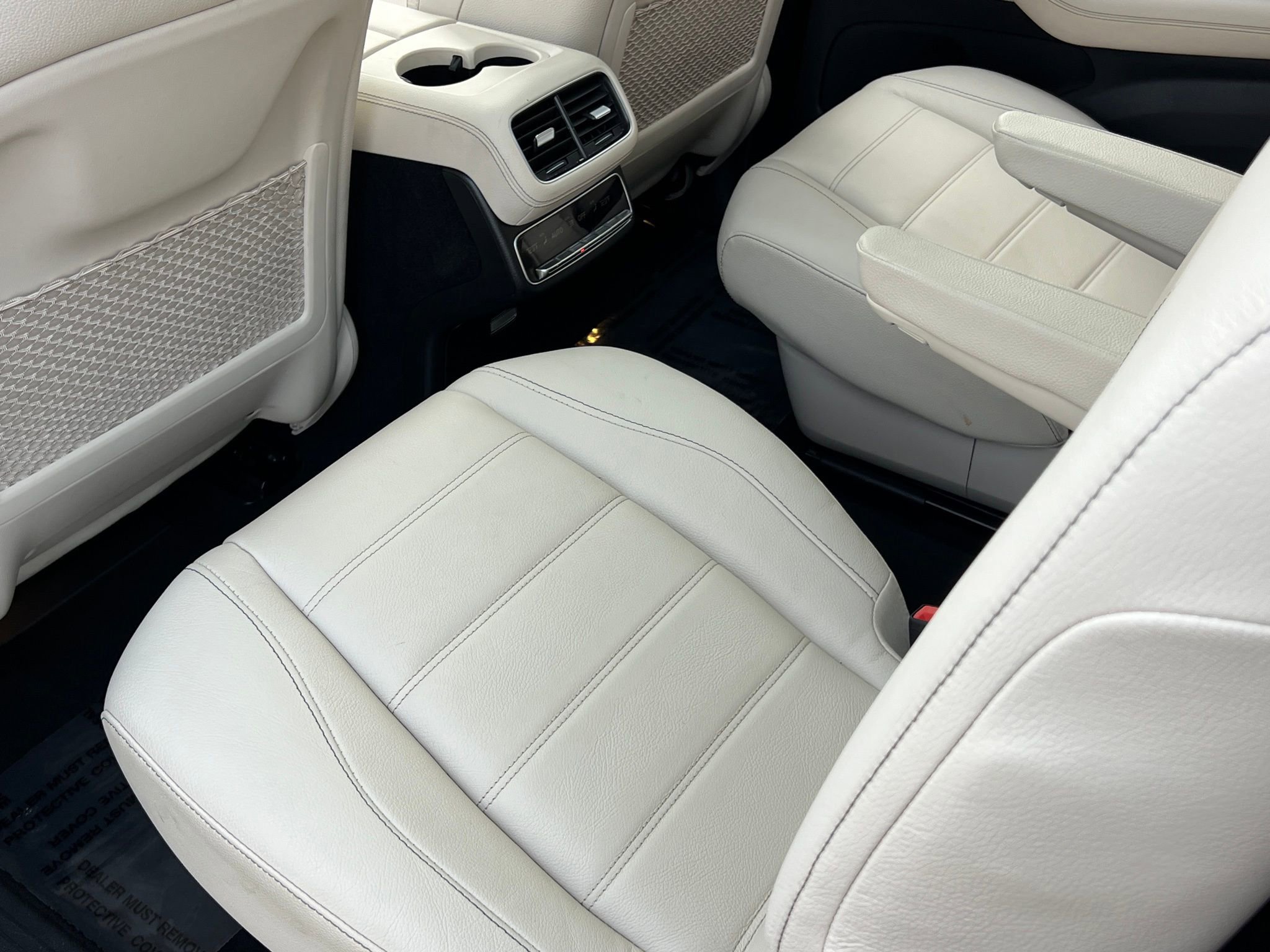 Used 2023 Mercedes-Benz GLS 580 4MATIC image 21