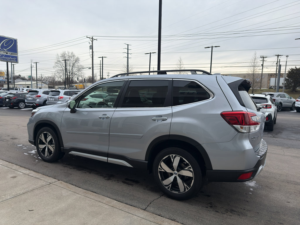 Used 2020 Subaru Forester Touring image 5