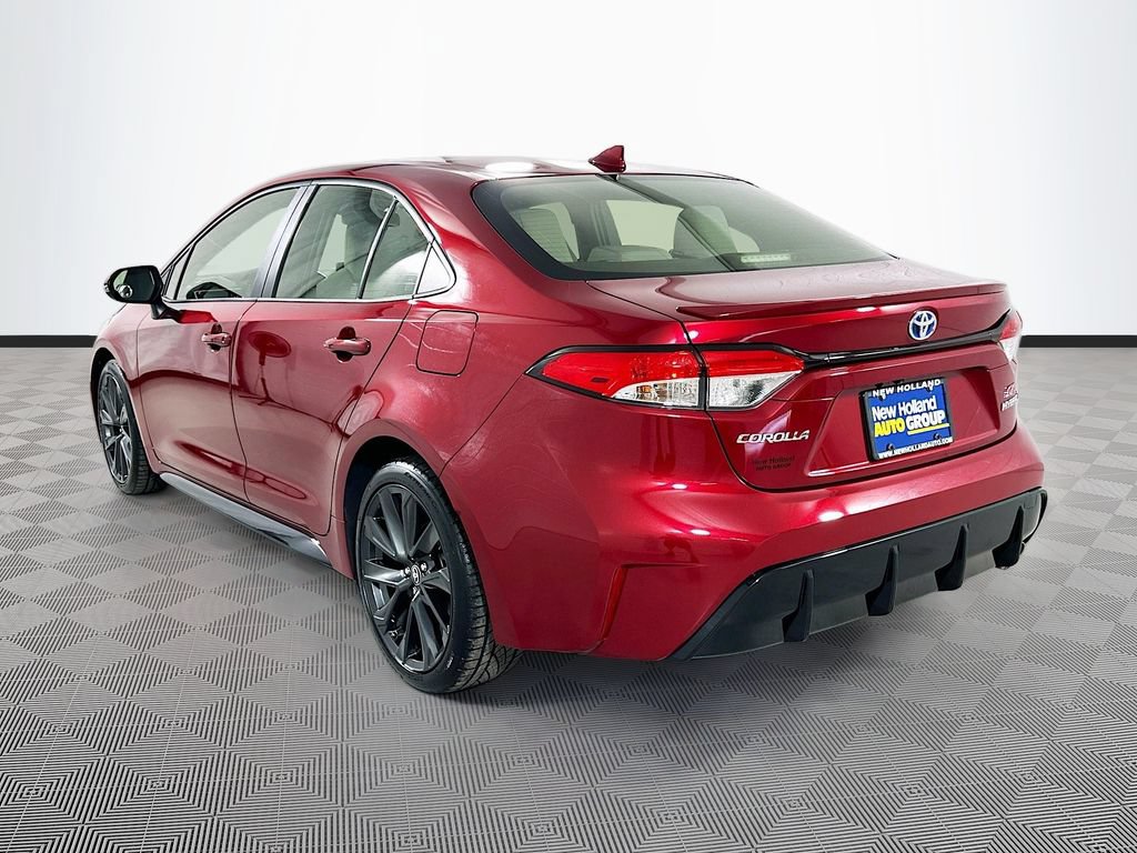 Used 2023 Toyota Corolla SE FWD image 5
