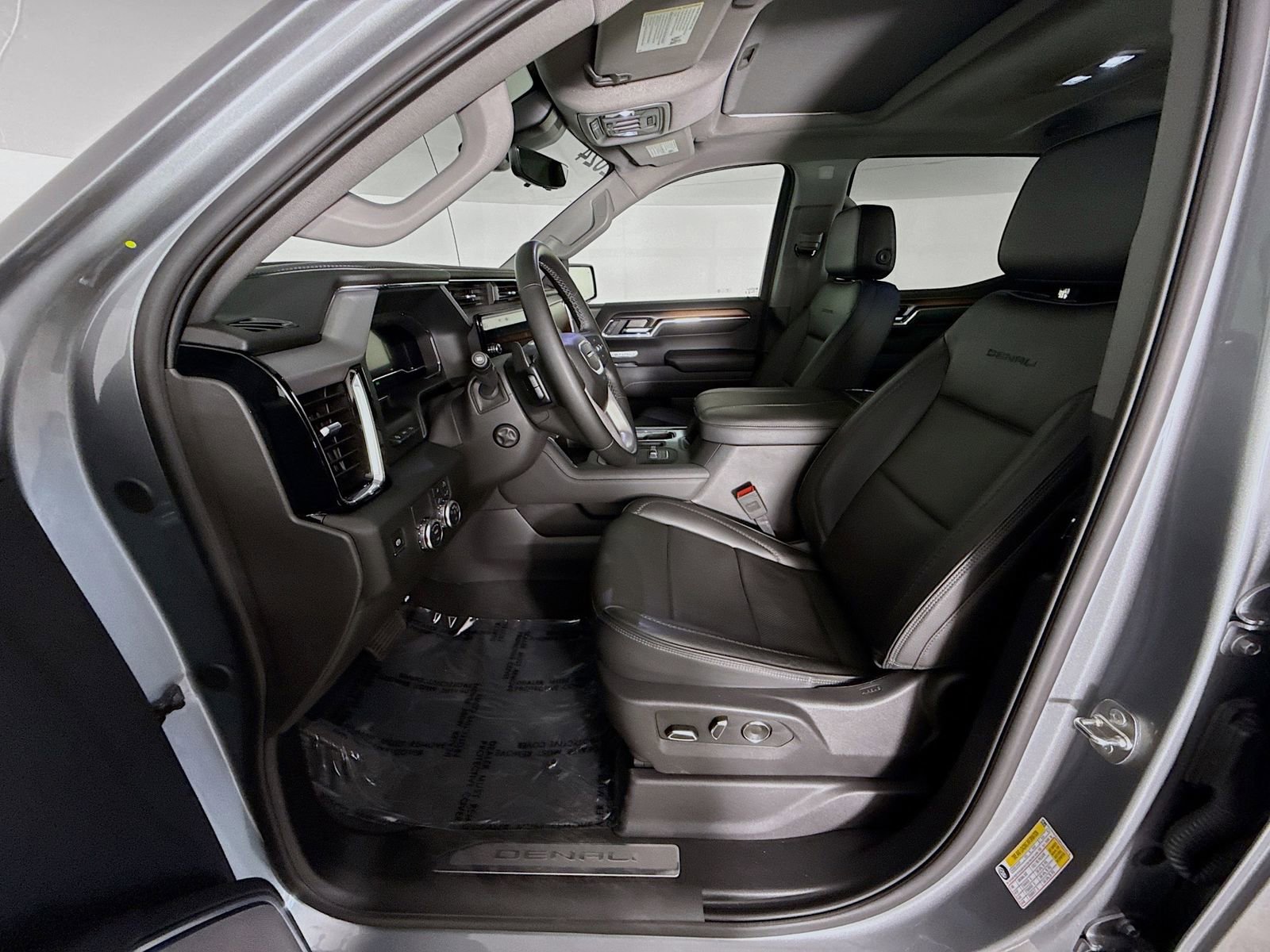 Used 2024 GMC Sierra 1500 Denali w/ Technology Package image 22