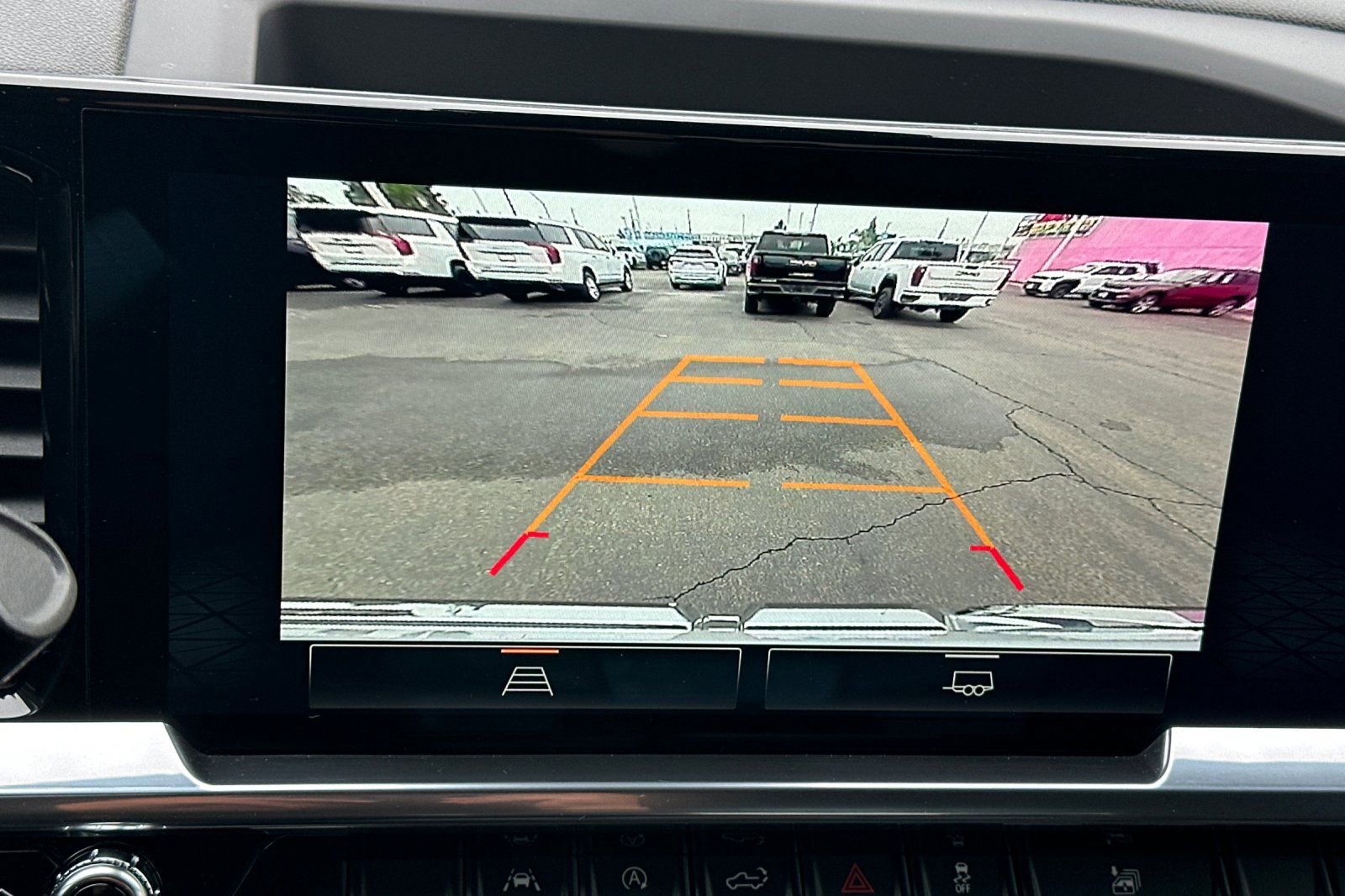 Used 2023 GMC Sierra 1500 Elevation image 25