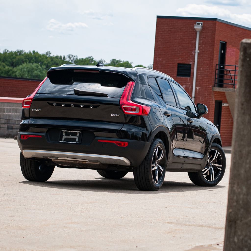 Certified 2023 Volvo XC40 B5 Core w/ Convenience Package AWD/4WD image 6