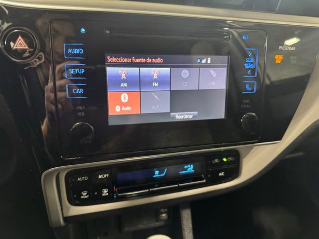 Used 2017 Toyota Corolla LE image 14