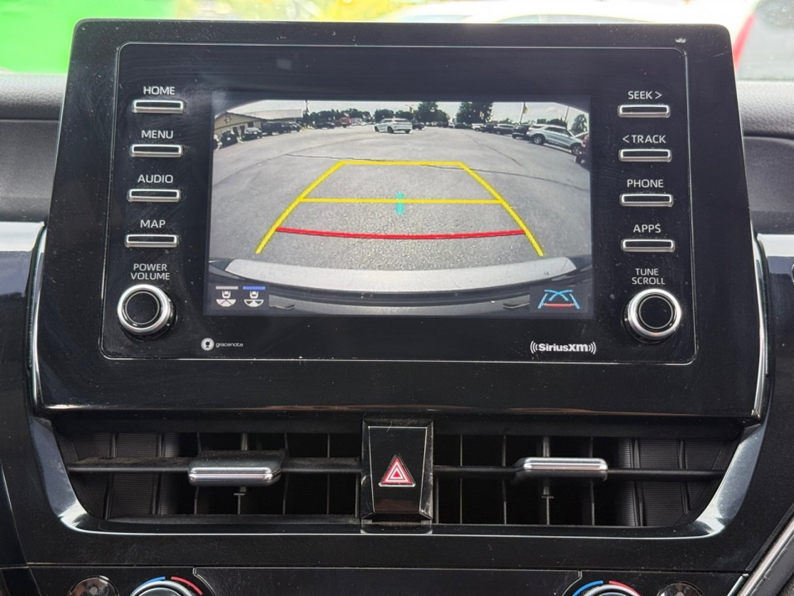 Used 2022 Toyota Camry SE w/ Convenience Package FWD image 13