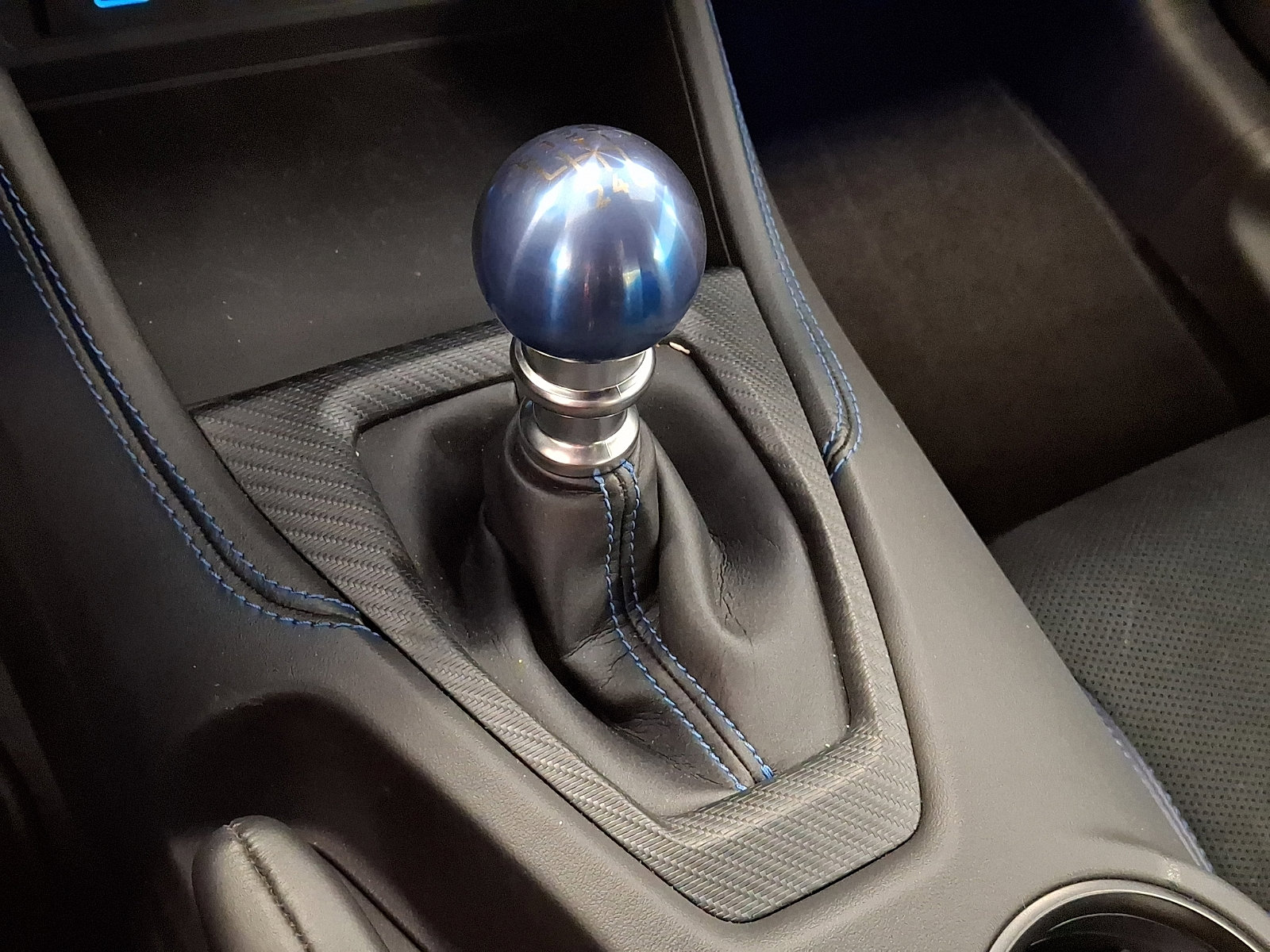 Used 2025 Ford Mustang Dark Horse image 10