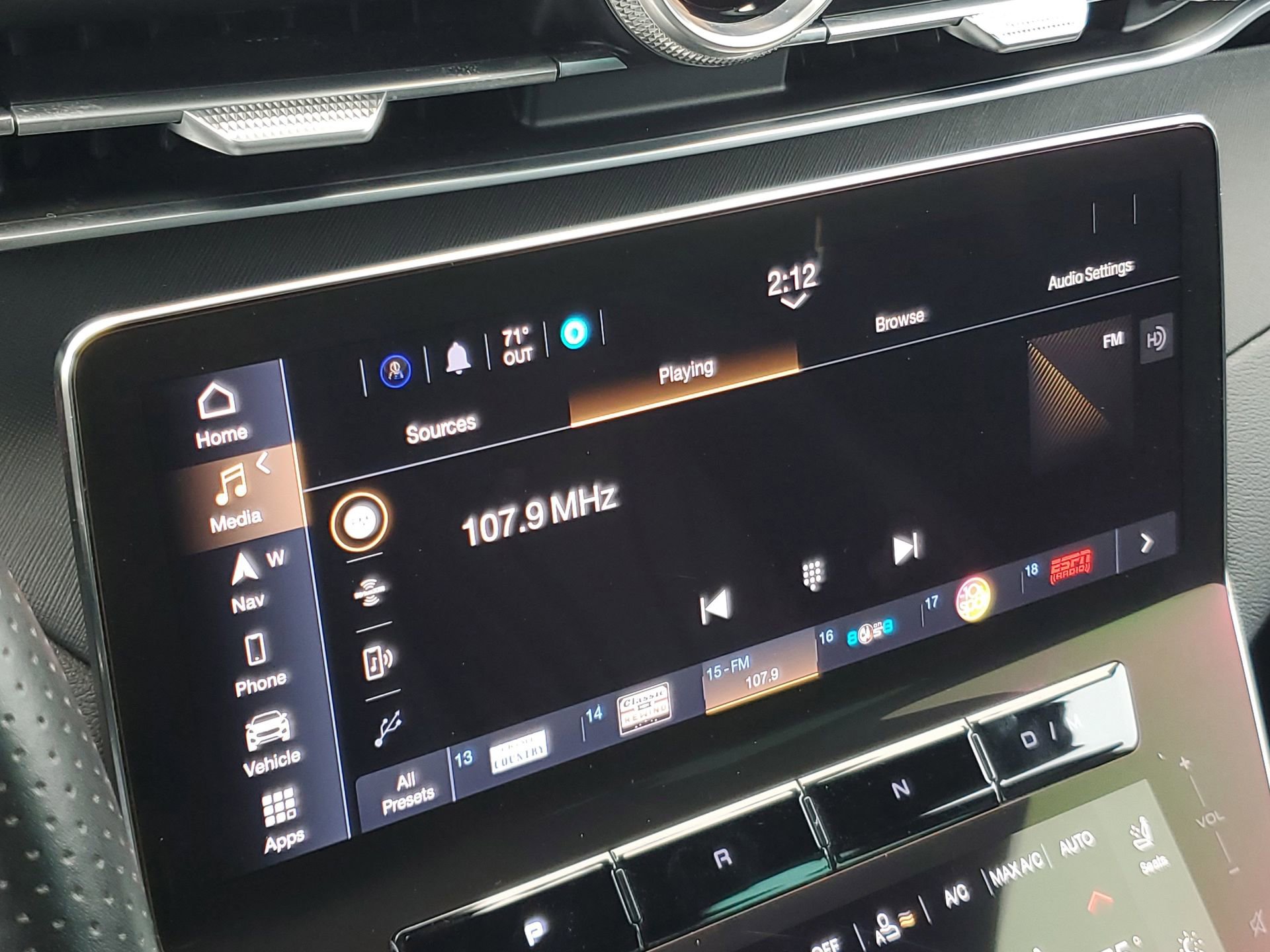 Used 2024 Maserati Grecale GT image 27