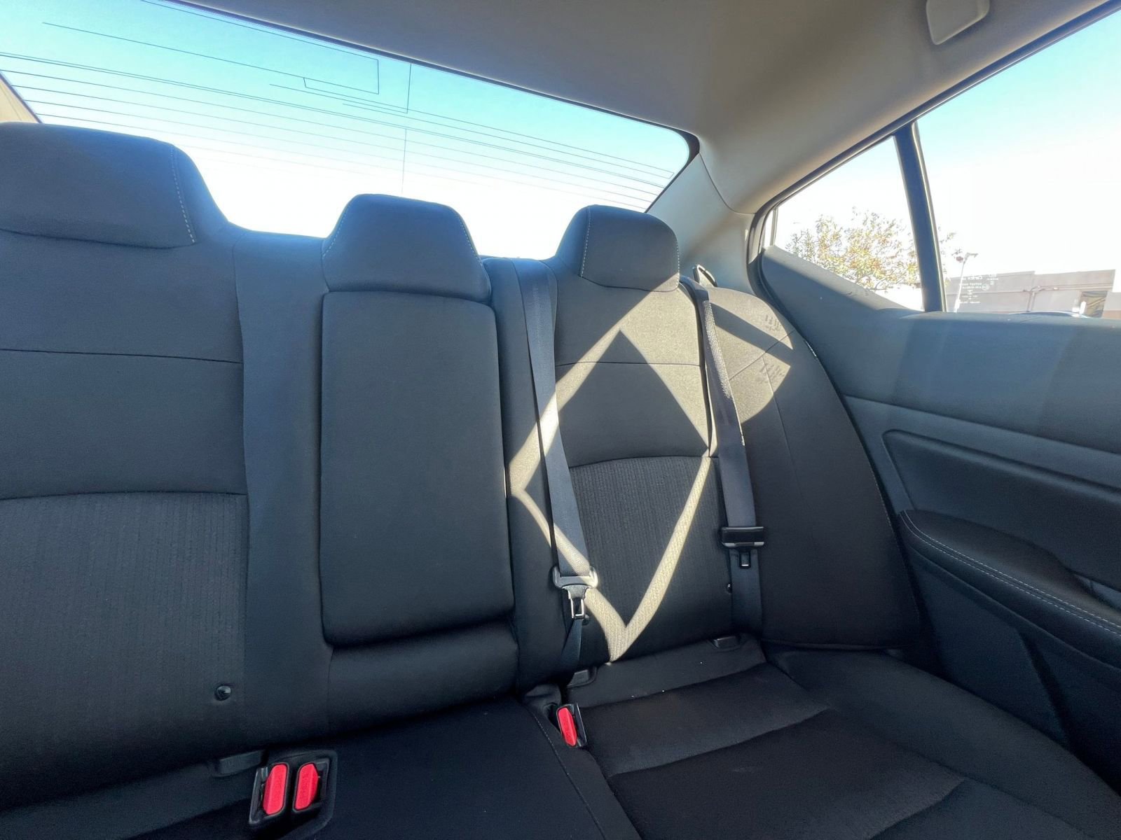 Used 2025 Nissan Altima 2.5 SV image 37