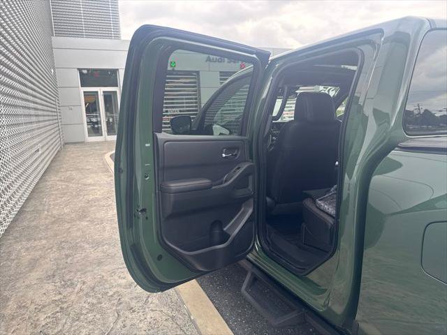 Used 2025 Nissan Frontier PRO-4X w/ Pro Premium Package AWD/4WD image 49