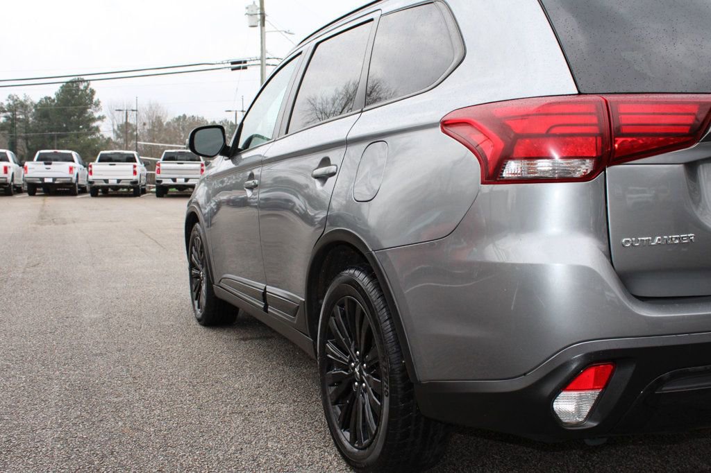 Used 2020 Mitsubishi Outlander LE image 15