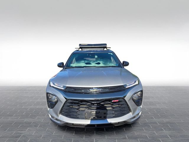 Used 2023 Chevrolet TrailBlazer RS w/ Convenience Package AWD/4WD image 2