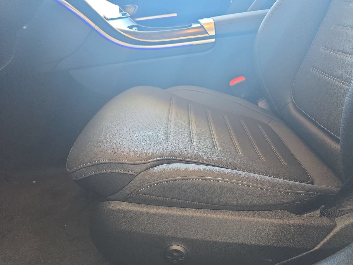 New 2026 Mercedes-Benz C 300 4MATIC Sedan image 28