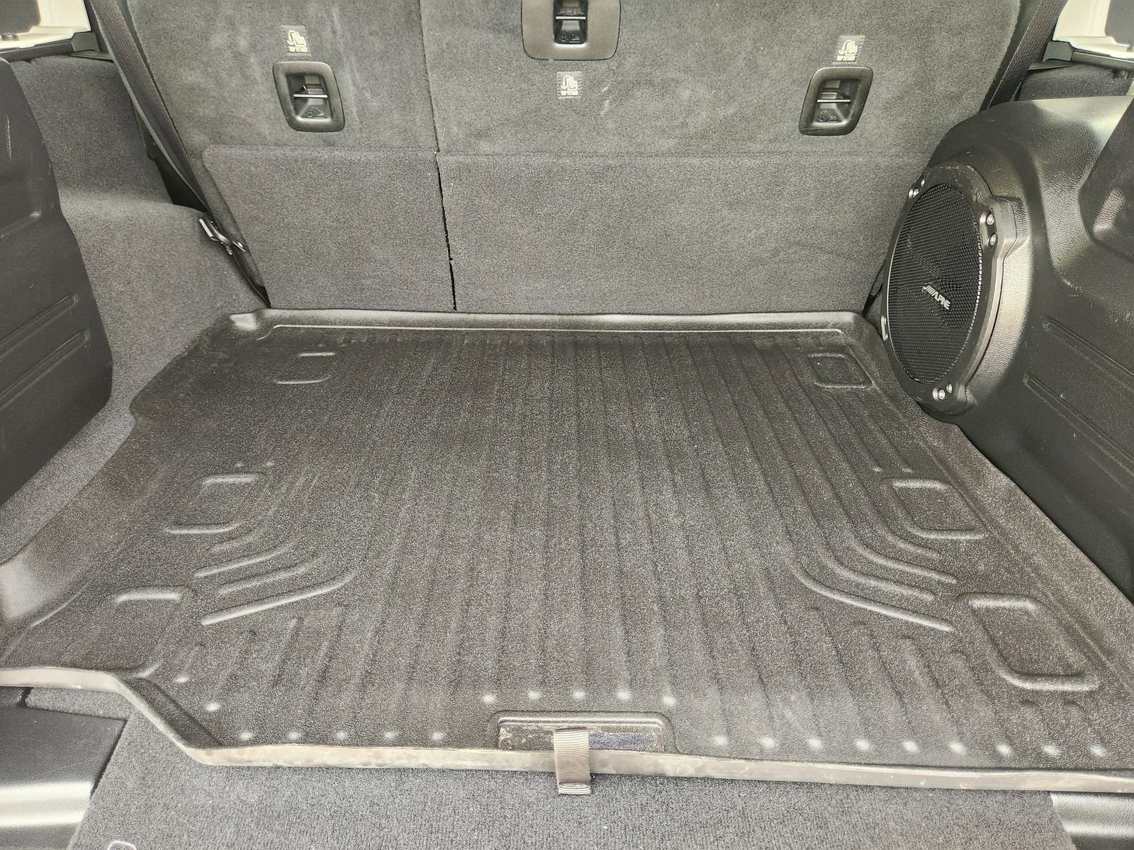 Used 2018 Jeep Wrangler Unlimited Rubicon w/ Dual Top Group image 33