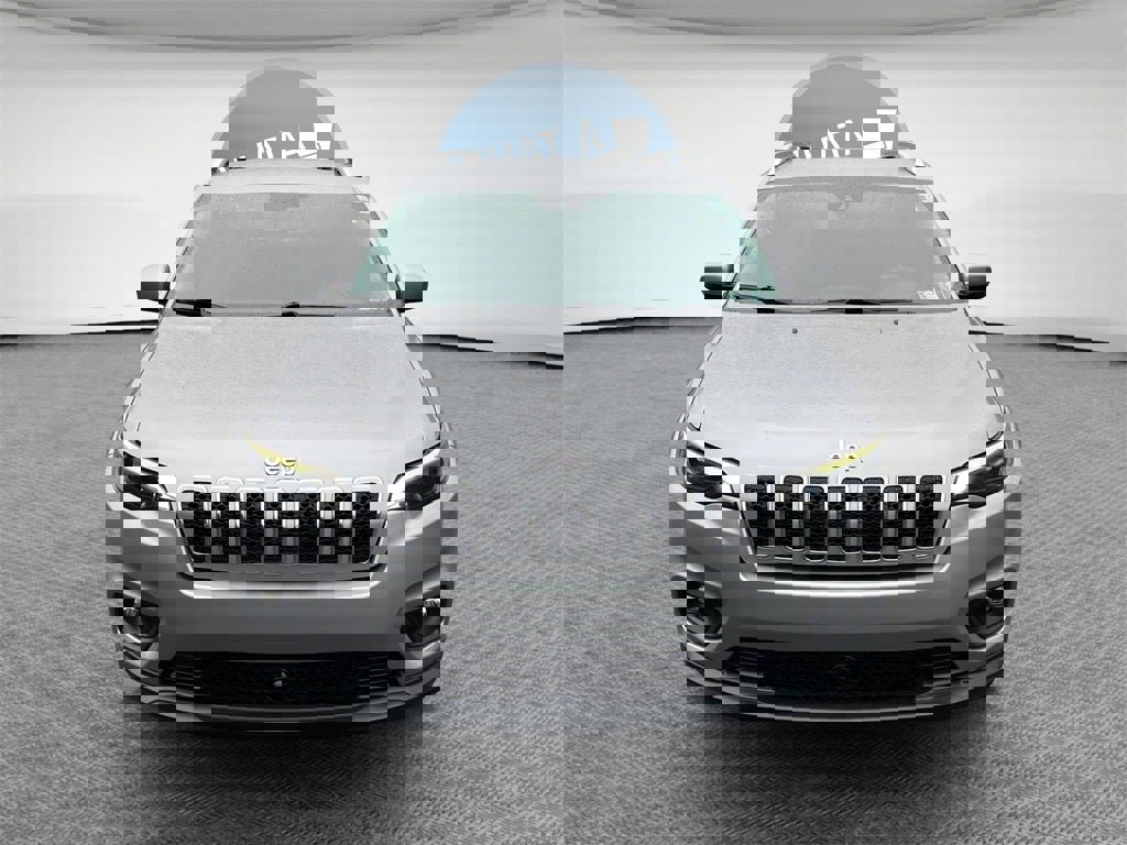 Used 2021 Jeep Cherokee Latitude Lux w/ Comfort/Convenience Group image 9