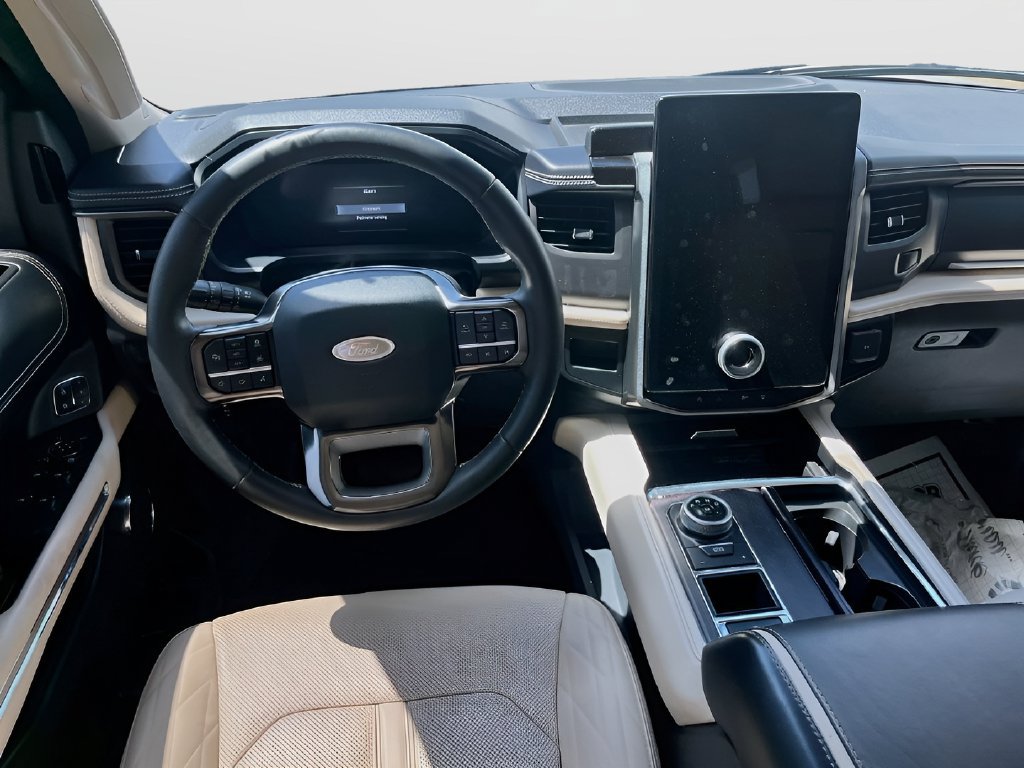 Used 2024 Ford Expedition Platinum RWD image 24