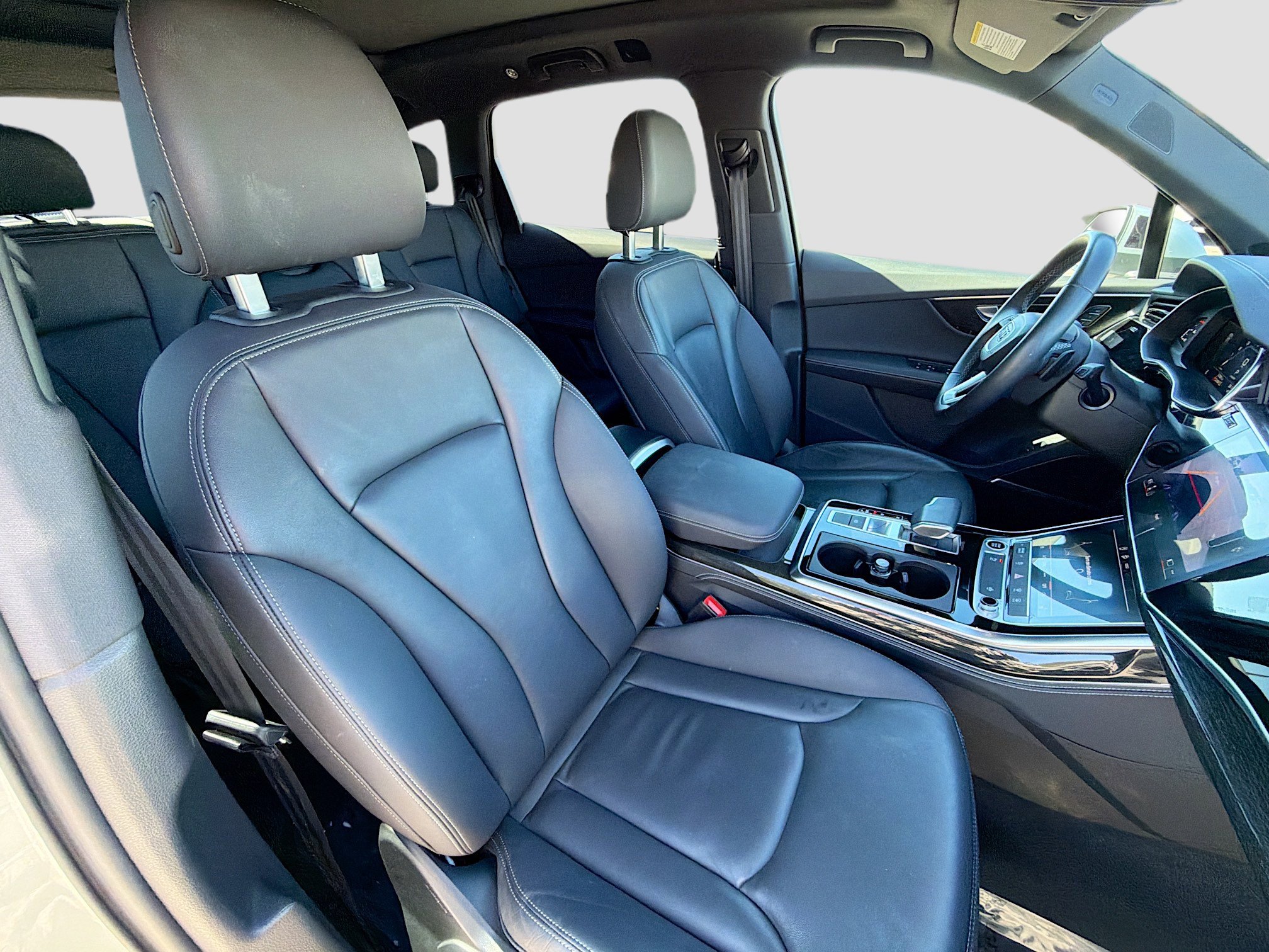 Used 2025 Audi Q7 3.0T Premium Plus image 15