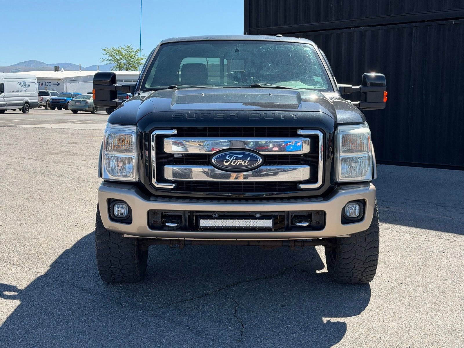 Used 2012 Ford F250 King Ranch w/ King Ranch w/Chrome Pkg AWD/4WD image 2