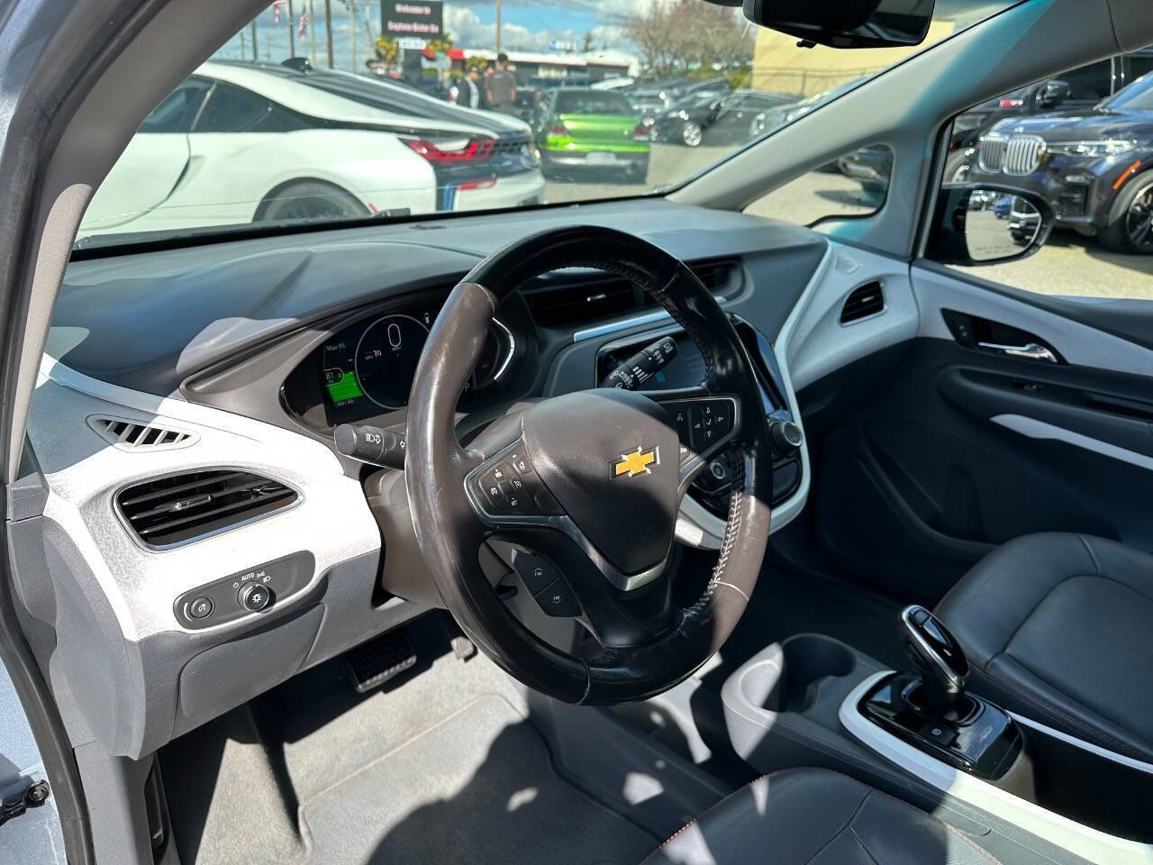 Used 2017 Chevrolet Bolt Premier image 36