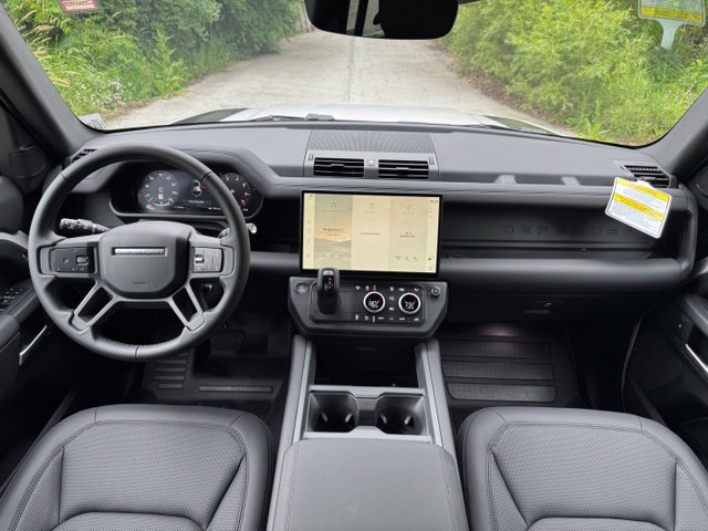 New 2026 Land Rover Defender 110 S AWD/4WD image 21