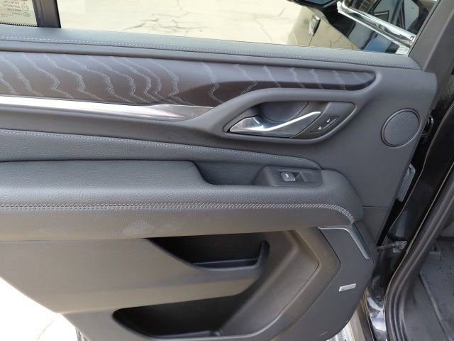 Used 2023 GMC Yukon Denali image 33